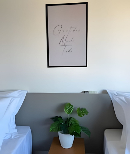 Room 3, Aptos no Centro com Piscina e Academia, Maringá