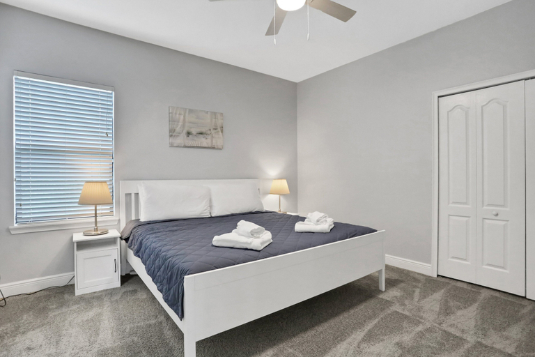 Room 3, 163kb - Balmoral Resort 4 Bedroom Home, Polk
