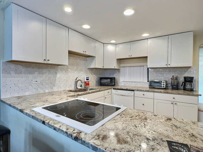 Interior 5, Bay Oaks - E53, Sarasota