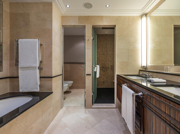Bathroom 4, Steigenberger Icon Frankfurter Hof, Frankfurt am Main