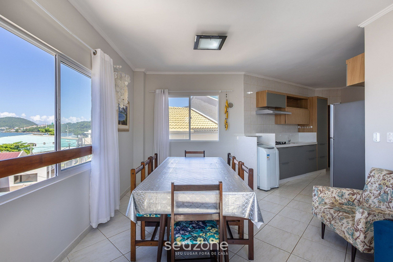 Dining 4, Sea View Apt 3BR & Garage 130m Beach Ror0002, Bombinhas