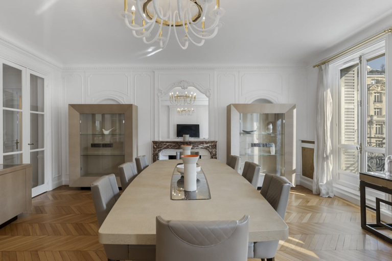 Room 2, Luxury 5 Bed Residence - Opposite Arc de Triomphe, Paris