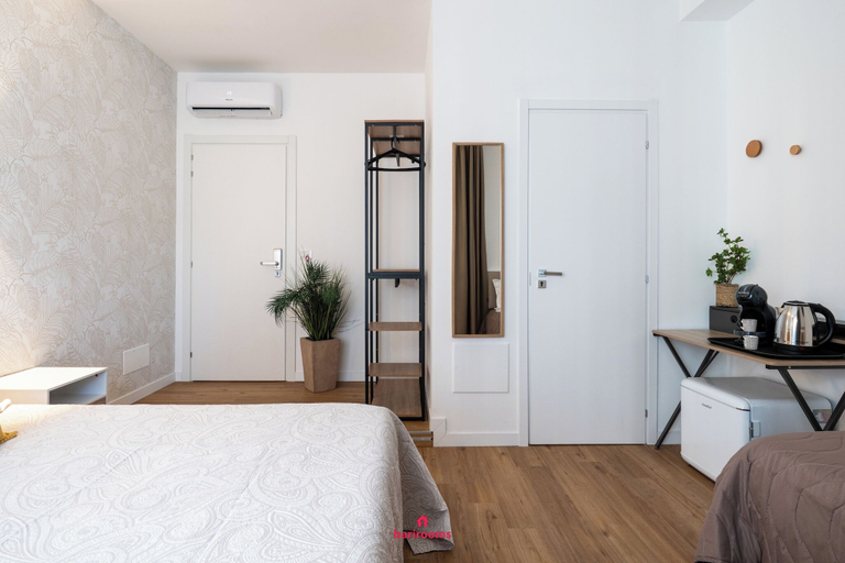 Room 5, Barirooms - Suppa 14, Bari