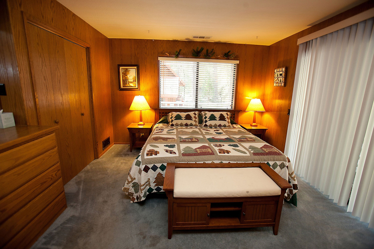 Bedroom 2, The Tree House II, Mariposa