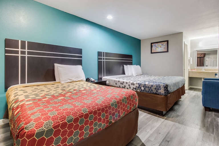 Bedroom 2, Prestige Inn, Houston