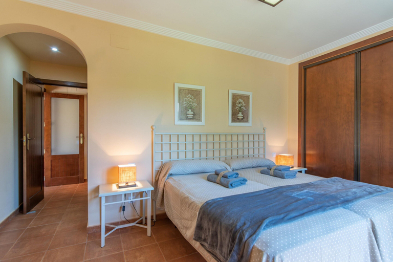 Room 2, Golfside Stay for 5 Guests, Huelva