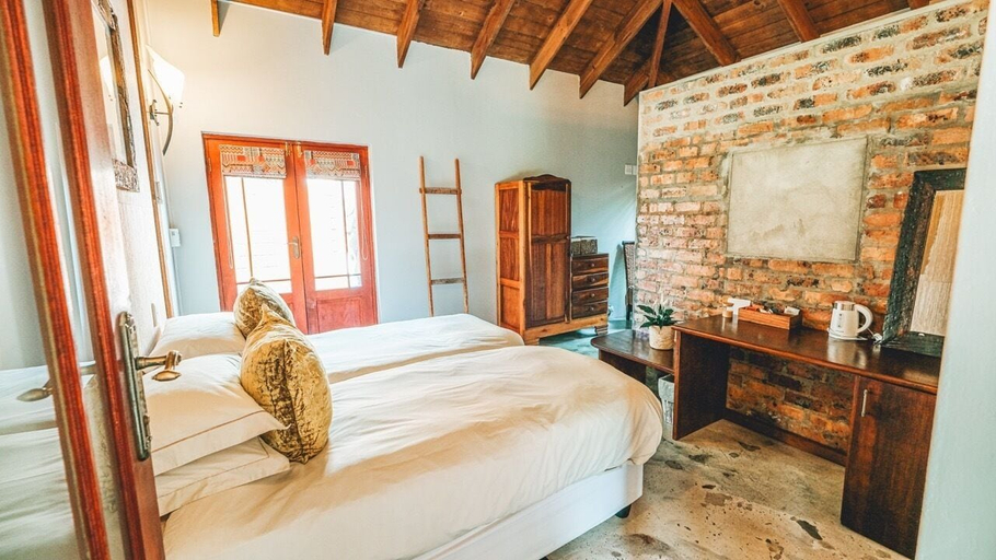 Bedroom 3, Villa Chad Luxury Guesthouse, Overberg