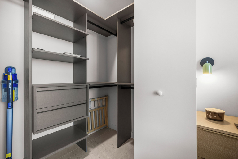 Room 4, Downtown Brickell - Desirable Location - We Host, Miami-Dade