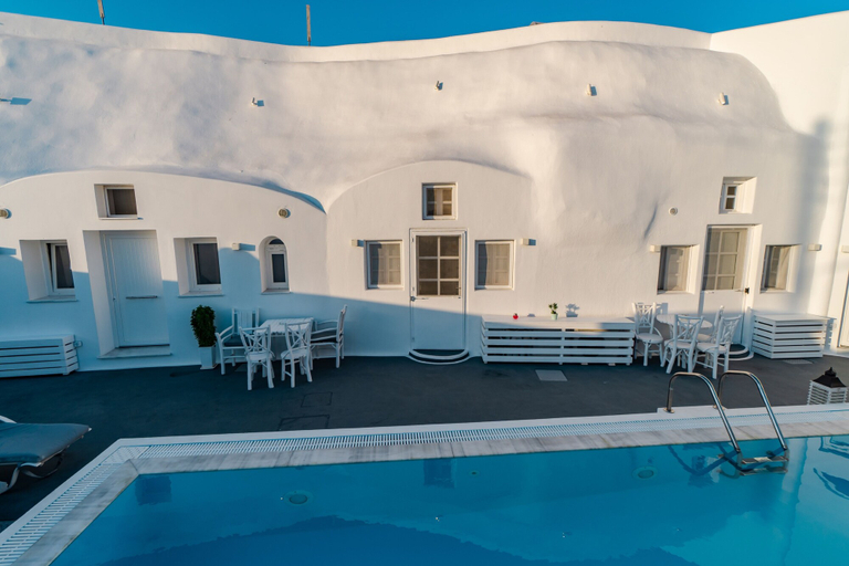 Pool 2, Fira-cave-sleeps 10-parking-pool-breakfast, South Aegean