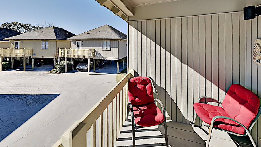 Others 4, Guest Cottage 14, Horry