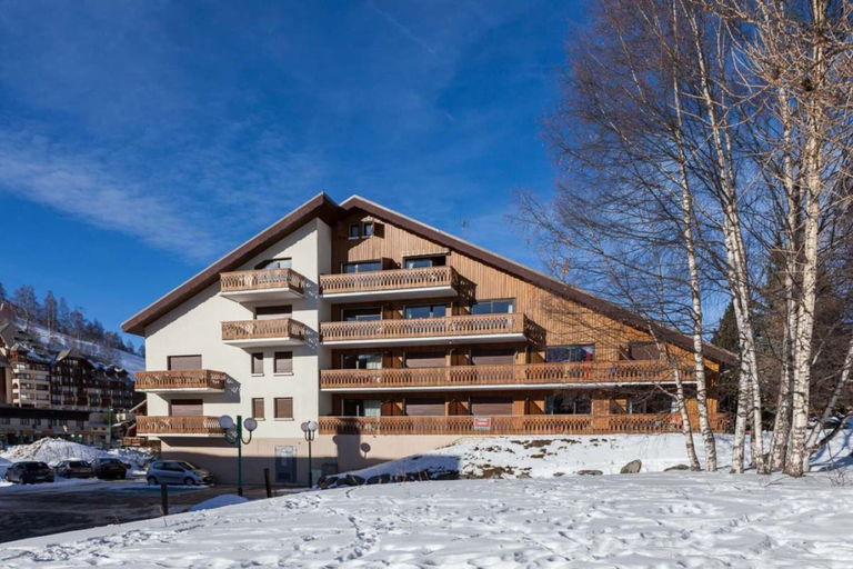 Exterior 3, Compact & Convenient Alpine Stay, Isère