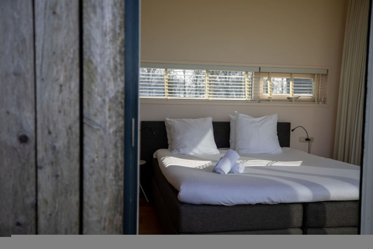 Room 2, Grons Weidesuite in Weidum, Littenseradiel