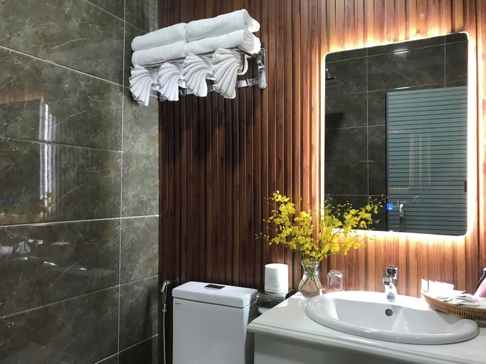 Bathroom 4, Cozy 86 Homestay, Ninh Kiều