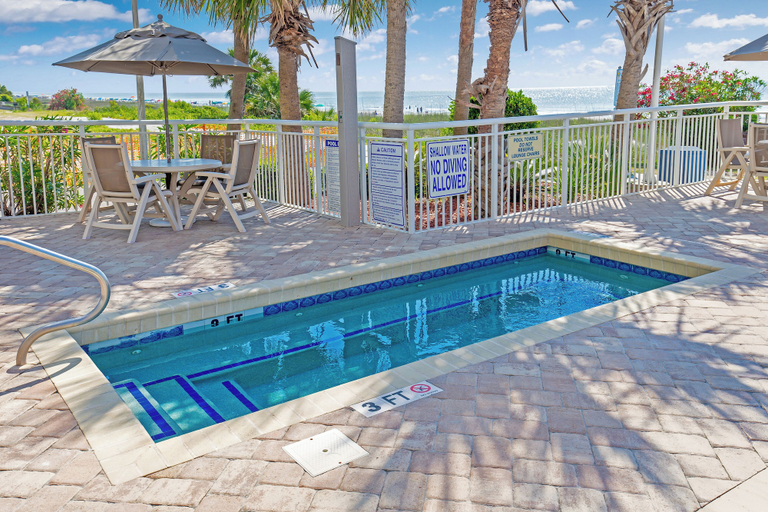Interior 5, Atlantica 652, Horry