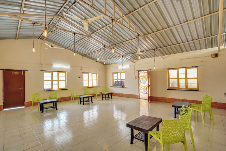 Restaurant 2, Falcon's Retreat, Pune