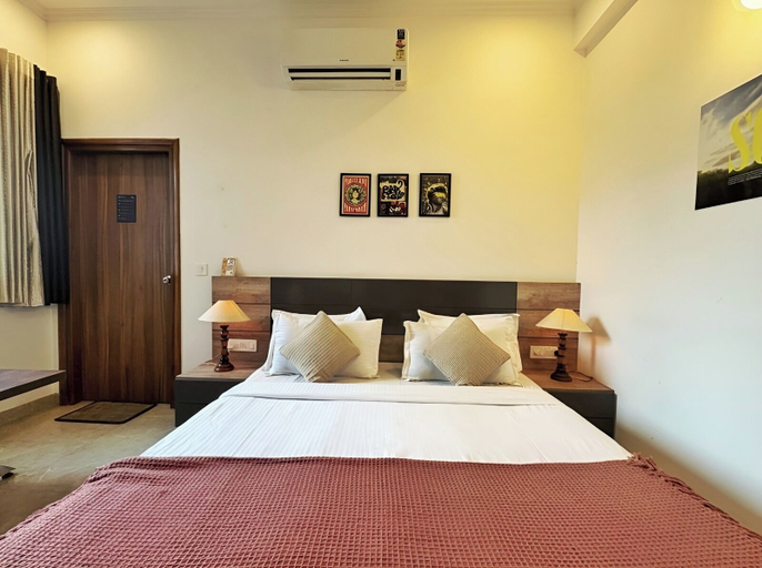 Bedroom 2, Haven Hotel Sector 31,Gurugram, Gurgaon
