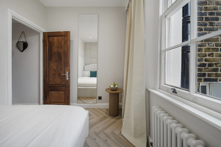 Room 5, Devonshire Terrace - 2 Bedroom Apartment, London
