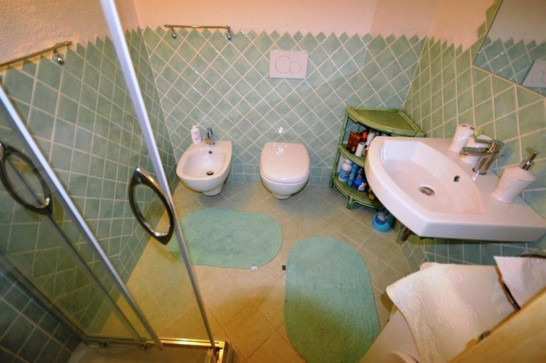 5, 13 CENTRO - Meravigliosa casa sulla piazzetta di Porto Faro, Olbia-Tempio