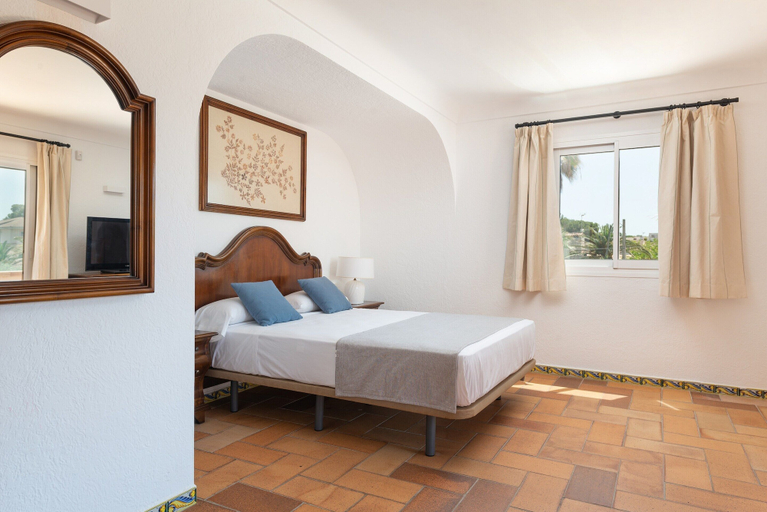 Others 2, Mulholland Villa - Villa With Private Pool, Baleares