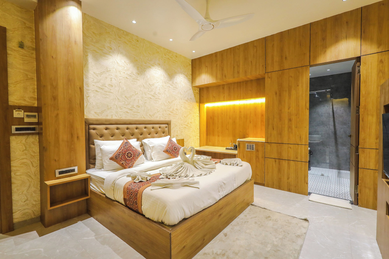 Room 5, Shri Damodar Dham, Mathura