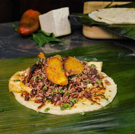Food & Drinks, Arenal Palms, San Ramón