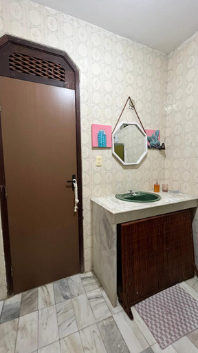 Bathroom 2, Pousada Biribiri, Salvador