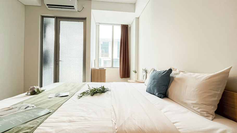 Room 4, Good Studio At Apartment Tamansari Iswara, Bekasi