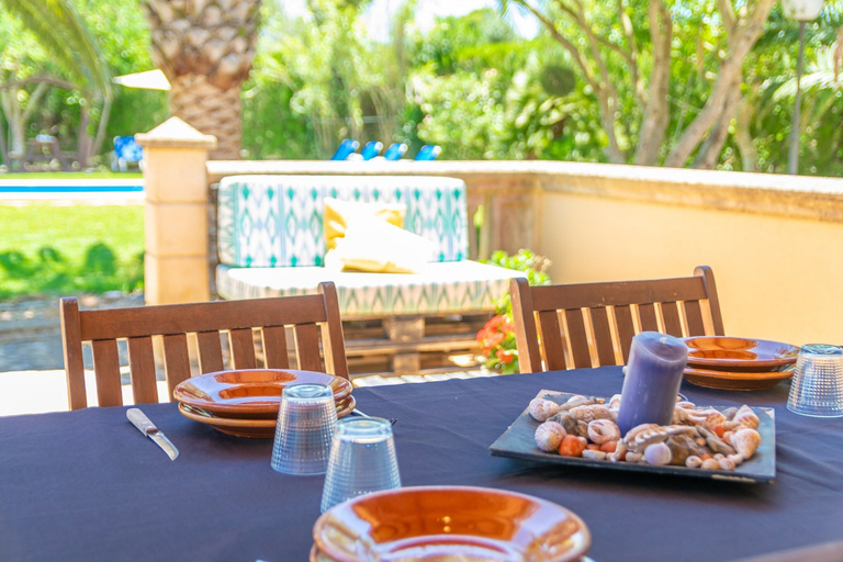 Outdoor dining 2, Es Garballons - Villa With Private Pool In Manacor, Baleares