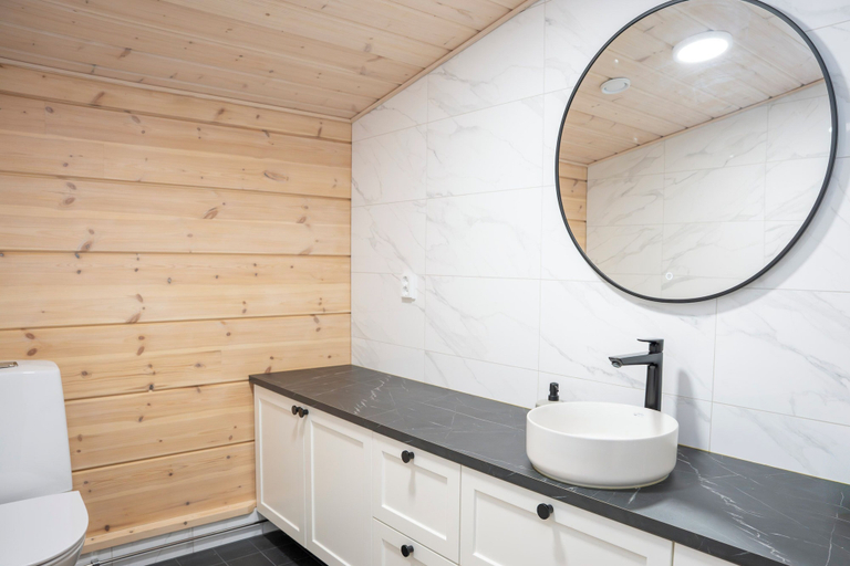 Bathroom 5, Villa Siltasaari, Kainuu