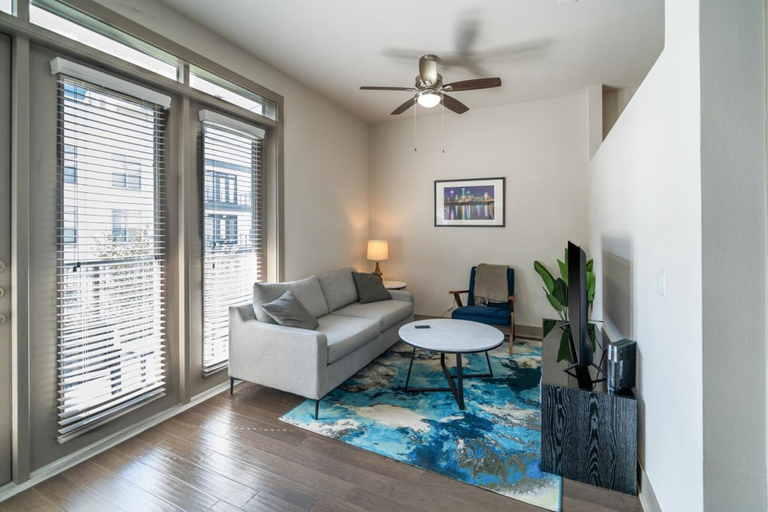 Room 5, Unwind at Cityline - Premium 1BR in Dallas, Collin