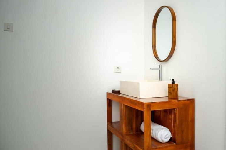 Bathroom 2, Kasturi Uluwatu, Badung