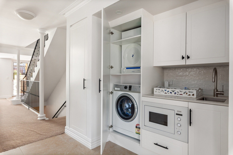 Bathroom 3, Family Retreat With Outdoor Courtyard, Sydney