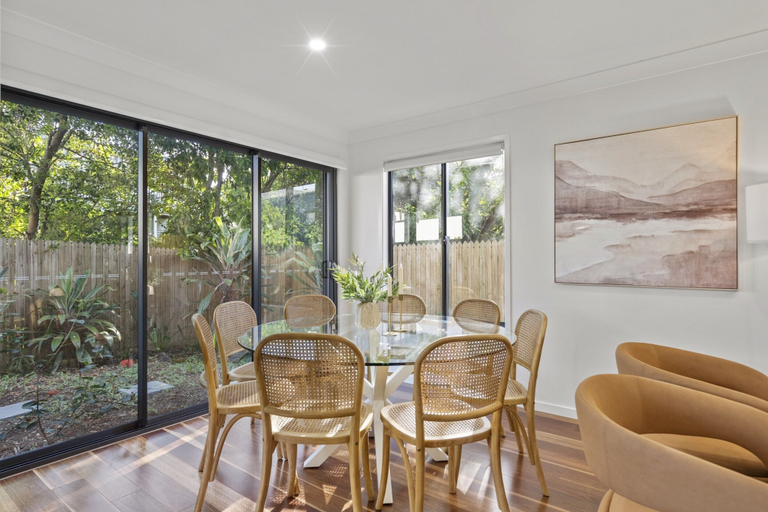 Dining, Family Retreat With Garage and Outdoor BBQ, Greenslopes