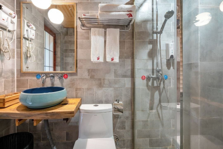 Bathroom 4, Longji Jingyue Hotel, Guilin