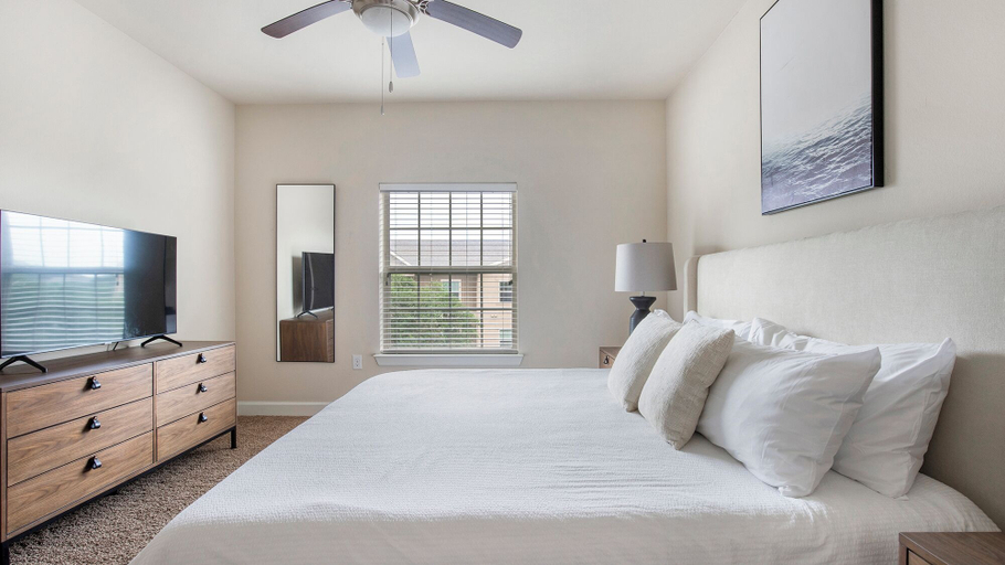 Bedroom 3, Westpointe Drive Apartments by Landing, Comal