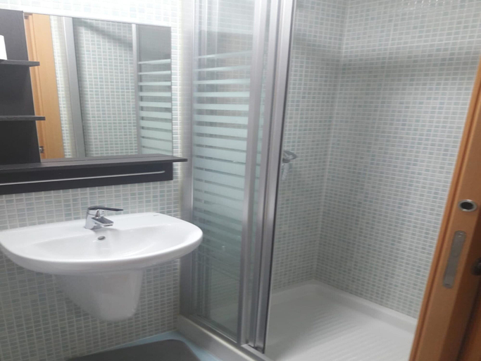 Bathroom 4, Modern Apartment by Poniente Beach, Alicante