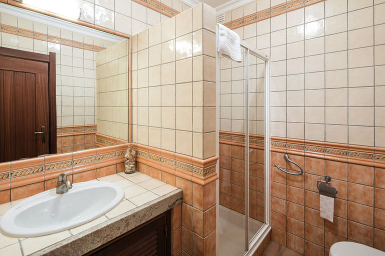 Bathroom 2, Seasise Apartment in Benagil, Lagoa