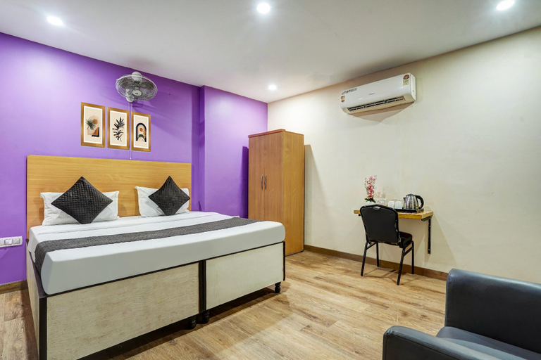 Bedroom 2, Hotel Twamev residency Uttam Nagar couple friendly, Delhi