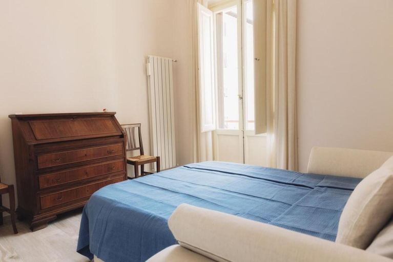 Bedroom 2, Modern apartments in the heart of Florence, Florence