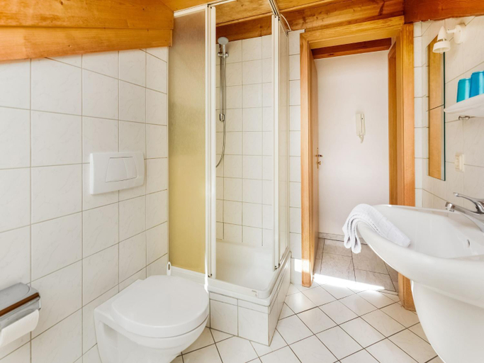 Bathroom 3, Ferienwohnung in Schonau am Konigssee, Berchtesgadener Land