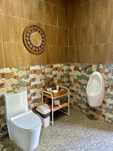 Bathroom 3, Luxury Bahay Kubo near Tagaytay, Calaca