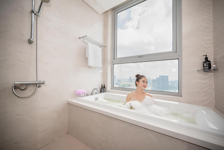 Bathroom 2, The Landmark Luxury - Apartment, Bình Thạnh