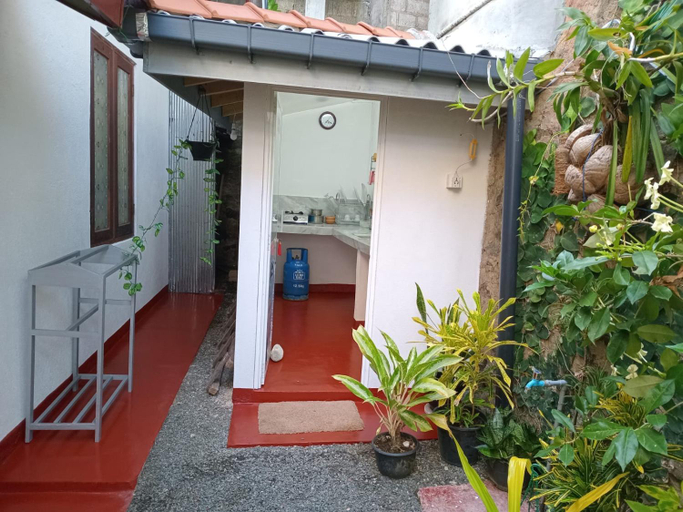 Exterior & Views 1, Rosy guest house., Weligama