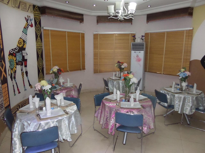 Food & Drinks, Britannia Hotel & Suites, Mushin