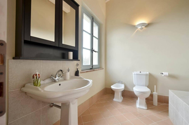 Bathroom 2, Quercia Apartment - Cignella Resort Tuscany, Siena