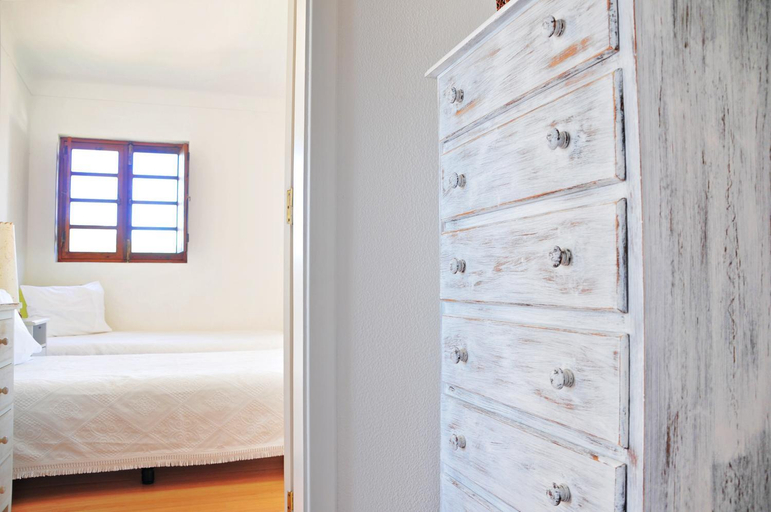 Bedroom, Uma Casa a Beira Sol, Lagos