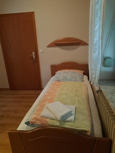 Bedroom 2, Alte Winzerschenke, Cochem-Zell