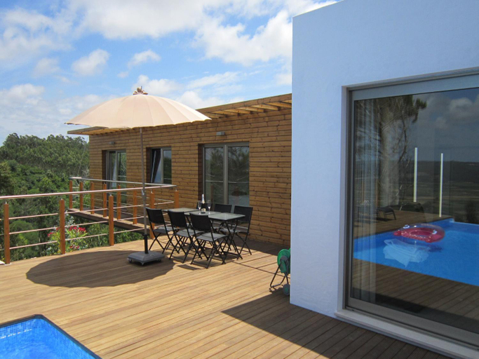 Others 5, Modern Holiday Home in Cela, Alcobaça