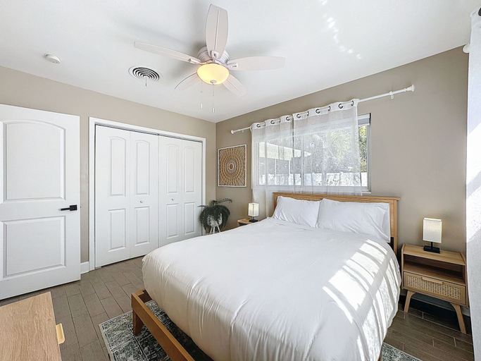 Interior 5, 1465 Satsuma Street, Pinellas