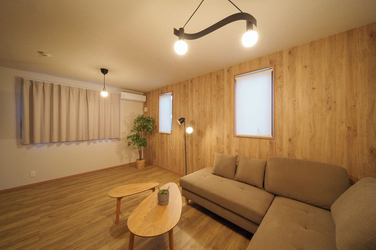 Interior, Triangle 2nd, Beppu